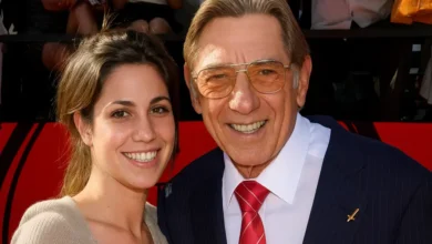 Olivia Namath and daughter Natalia at 2014 wedding with Joe Namath – symbolizing family support and private triumph, 2025 update